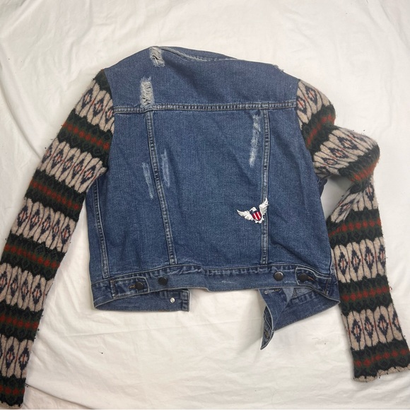 Free People Cypress Farm Denim Jacket Sweater Sleeve Women’s Size M L030724 - Picture 2 of 6